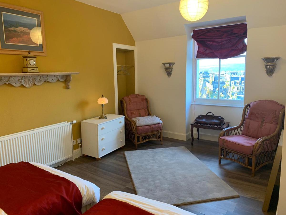 Hill House - Mews Town House, In A Quiet Private Close, In The City Centre Of Inverness. المظهر الخارجي الصورة