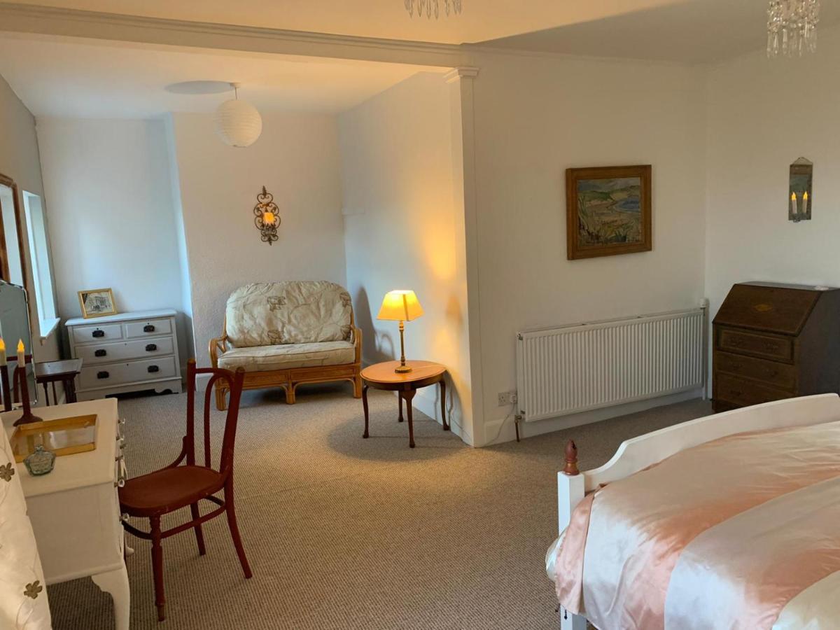 Hill House - Mews Town House, In A Quiet Private Close, In The City Centre Of Inverness. المظهر الخارجي الصورة